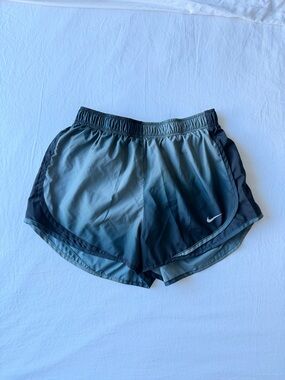 Nike Women's Two-Tone Black/Grey Running Shorts